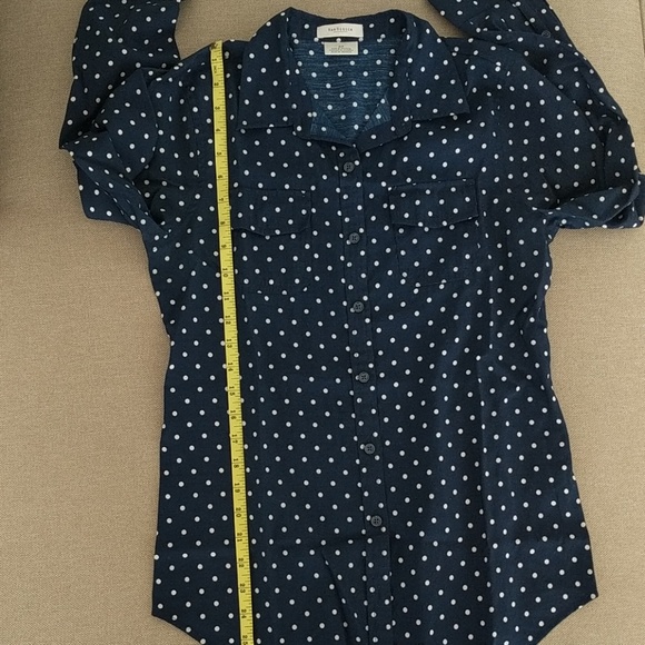 Van Heusen Polka Dot Button Down - Picture 5 of 5